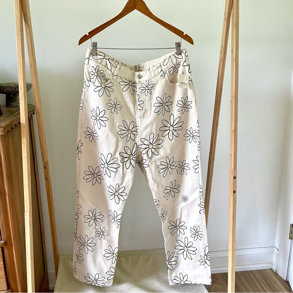 Free People Cream Floral Daisy Print Jeans